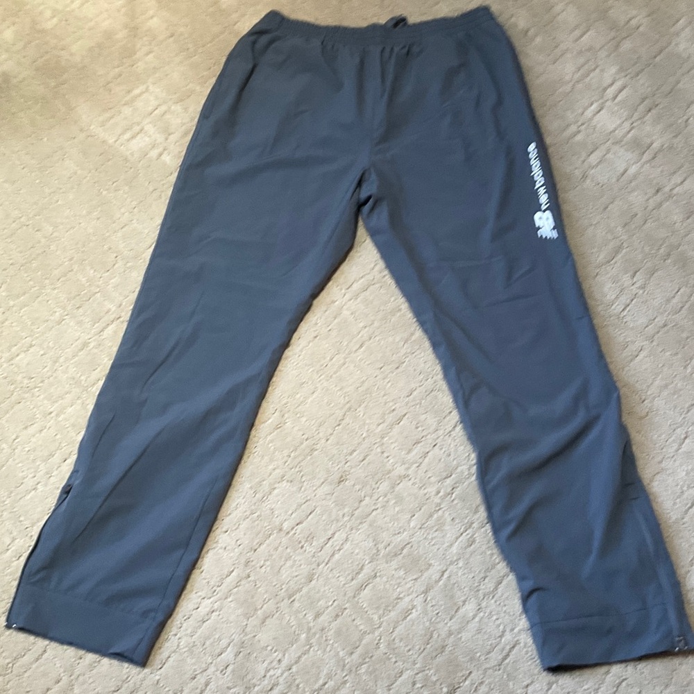 New Balance Men's Gray Joggers/Athletic pants